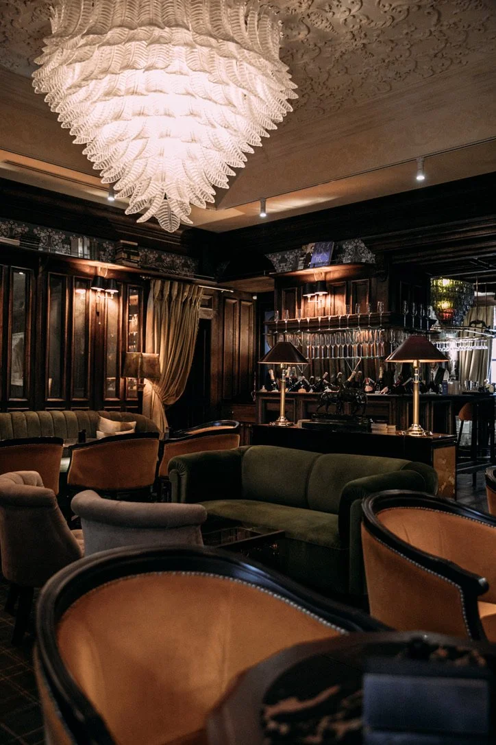 Saint Bar